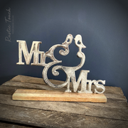Rustic Mr & Mrs Decor